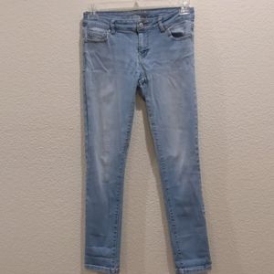 dELiA*s Olivia Lightwash Skinny Jeans